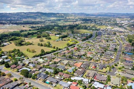 Photo of property in 2 Gatland Road, Opaheke, Papakura, 2113