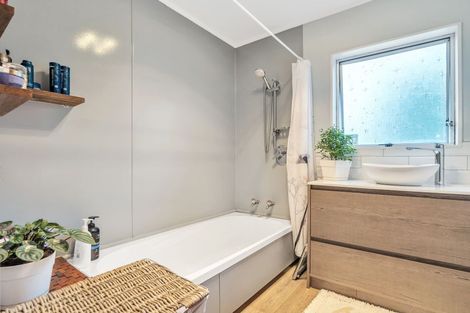 Photo of property in 68 Homedale Street, Pukehangi, Rotorua, 3015