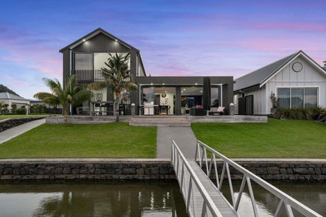 Photo of property in 118 Motu Iti, Pauanui, Hikuai, 3579
