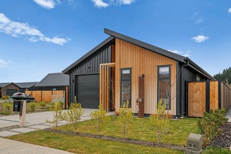 Photo of property in 60 Wooing Tree Avenue, Cromwell, 9310