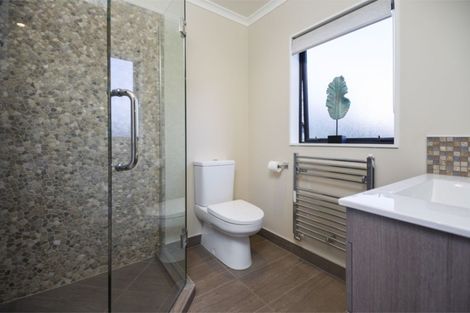 Photo of property in 26 Wautaiti Drive, Riverhead, 0820