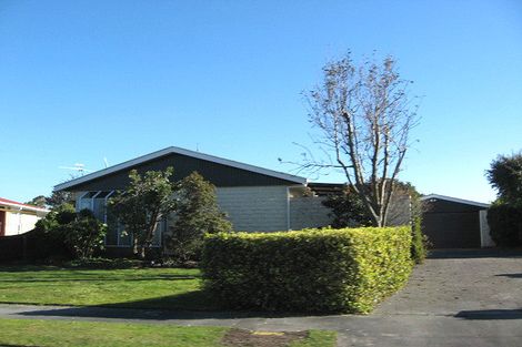 Photo of property in 11 Neave Place, Hillmorton, Christchurch, 8025
