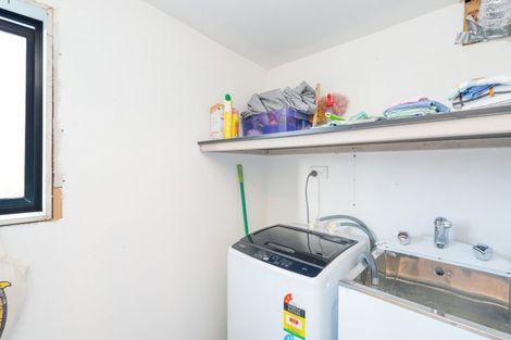 Photo of property in 6 Ocean Beach Road, Bluff, 9814