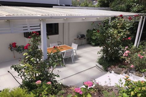 Photo of property in 76 Mount Pleasant Road, Mount Pleasant, Christchurch, 8081