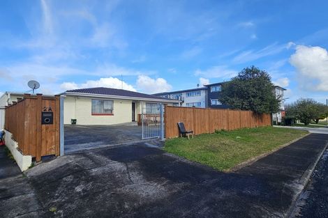 Photo of property in 156 Manuroa Road, Takanini, 2112