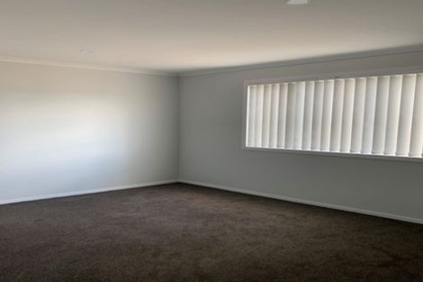 Photo of property in 5 Wairepo Street, Takanini, 2112