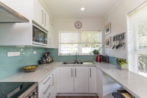 Photo of property in 1/221 Hurstmere Road, Takapuna, Auckland, 0622