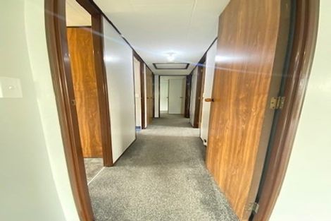 Photo of property in 510a Blockhouse Bay Road, Blockhouse Bay, Auckland, 0600