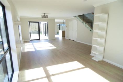 Photo of property in 39b Edgeworth Road, Glenfield, Auckland, 0629