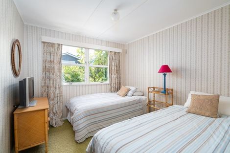 Photo of property in 32 Rainbow Drive, Rainbow Point, Taupo, 3330