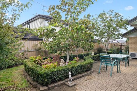 Photo of property in 9 Greta Banks Place, Wattle Downs, Auckland, 2103