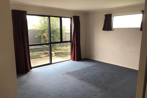 Photo of property in 20 Aspen Way, Kelvin Grove, Palmerston North, 4414