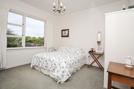 Photo of property in 1000 Lochiel-branxholme Road, Branxholme, Invercargill, 9874