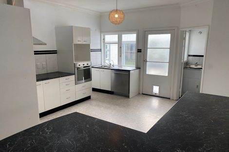 Photo of property in 10 Bentinck Street, Wallaceville, Upper Hutt, 5018