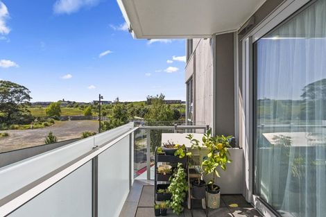 Photo of property in 103/3 Rose Garden Lane, Albany, Auckland, 0632