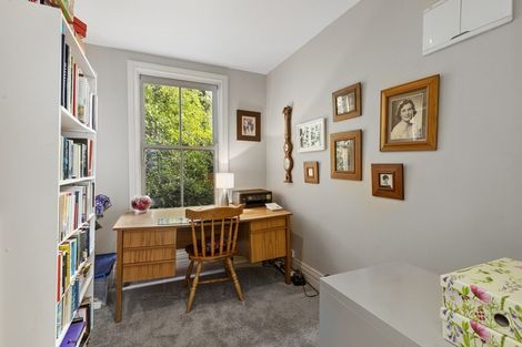 Photo of property in 12 Nikau Road, Point Howard, Lower Hutt, 5013