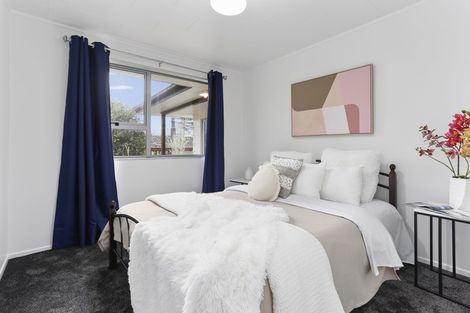 Photo of property in 110 Parrs Cross Road, Sunnyvale, Auckland, 0612