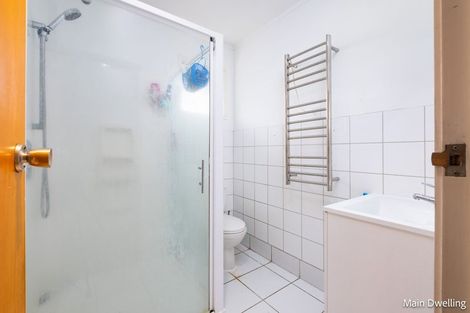 Photo of property in 486 Don Buck Road, Massey, Auckland, 0614