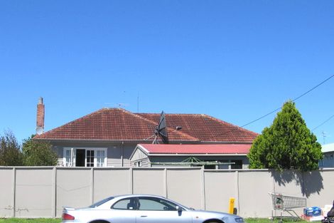 Photo of property in 1/200 Onewa Road, Birkenhead, Auckland, 0626