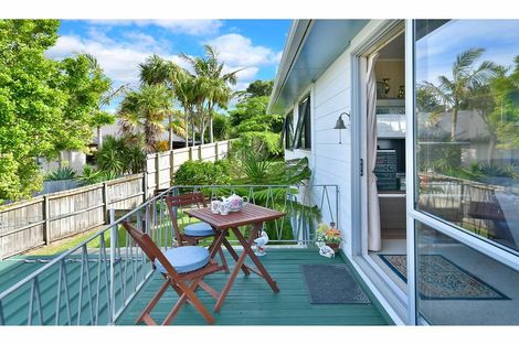 Photo of property in 15b Gilshennan Valley, Red Beach, 0932