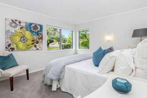 Photo of property in 19 Copperfield Terrace, Mellons Bay, Auckland, 2014