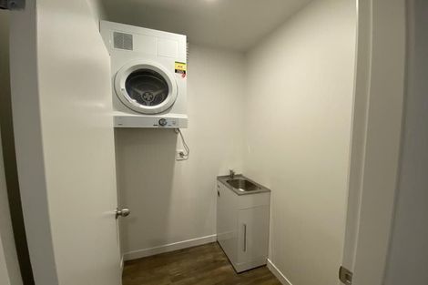 Photo of property in 48 Hathaway Avenue, Karori, Wellington, 6012