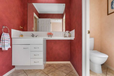 Photo of property in 24 Elmbridge Place, Owhata, Rotorua, 3010