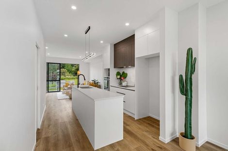 Photo of property in 3 Whawhaki Lane, Kumeu, 0810