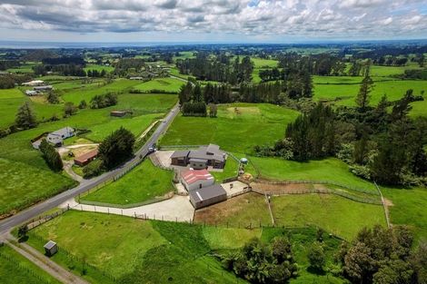 Photo of property in 1375 Carrington Road, Hurworth, New Plymouth, 4371