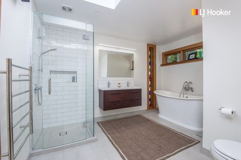 Photo of property in 28 Garfield Avenue, Roslyn, Dunedin, 9010