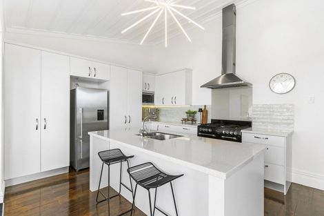 Photo of property in 43 Saint Georges Bay Road, Parnell, Auckland, 1052