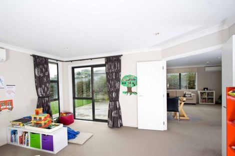 Photo of property in 160 Woodman Drive, Tawa, Wellington, 5028