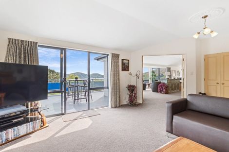 Photo of property in 32 Waipapa Avenue, Diamond Harbour, 8972