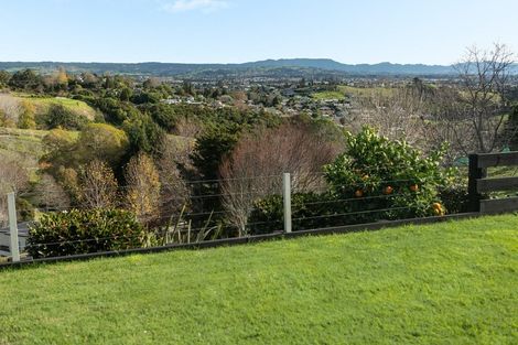 Photo of property in 112 Waikite Road, Welcome Bay, Tauranga, 3175