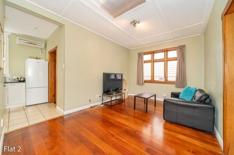 Photo of property in 39 Adams Terrace, Aro Valley, Wellington, 6021