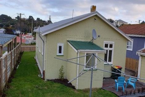 Photo of property in 12 Leicester Street, Patea, 4520