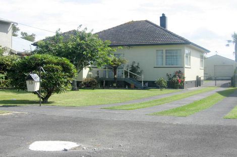 Photo of property in 15 Lewis Avenue, Aramoho, Whanganui, 4500