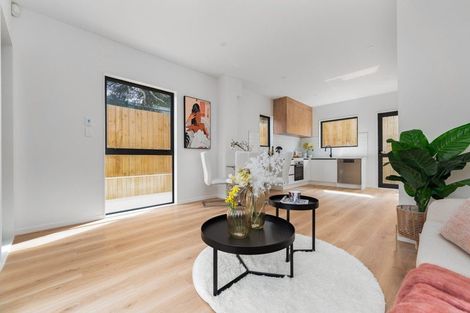 Photo of property in 6/18 Dellwood Avenue, Henderson, Auckland, 0612