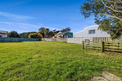 Photo of property in 4 Kawei Road, Ohawe, Hawera, 4671