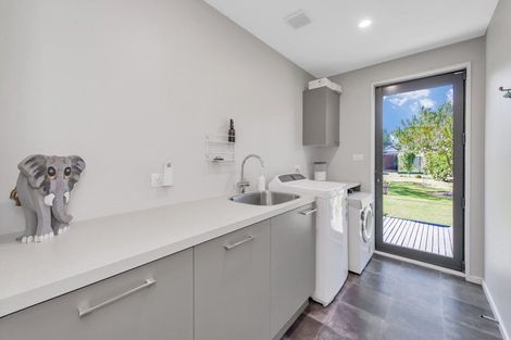 Photo of property in 23 Bridge Street, Southbridge, 7602