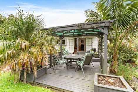 Photo of property in 54 Marendellas Drive, Bucklands Beach, Auckland, 2014