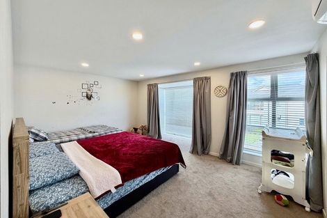 Photo of property in 7 Peat Way, Takanini, 2112