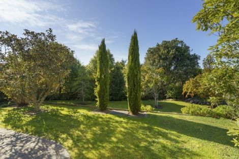 Photo of property in 145 Summerhill Drive, Fitzherbert, Palmerston North, 4410