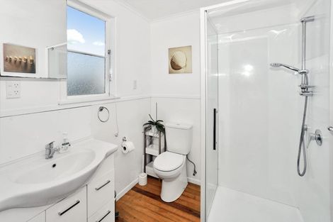 Photo of property in 12 Cameron Road, Te Puke, 3119