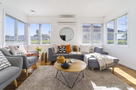 Photo of property in 6 Kervil Avenue, Te Atatu Peninsula, Auckland, 0610