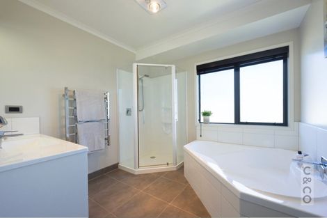 Photo of property in 344a Foster Road, Waimauku, Kumeu, 0891