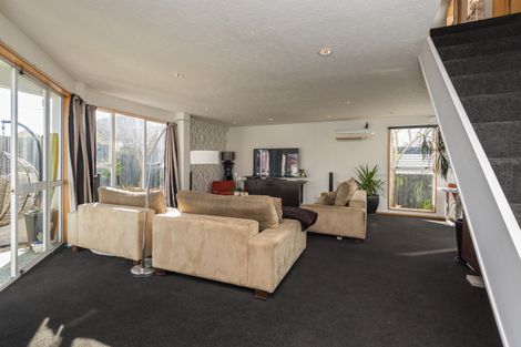 Photo of property in 1a Dulles Place, Papanui, Christchurch, 8053