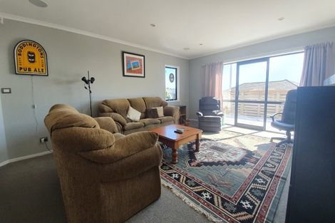 Photo of property in 58 Alberta Road, Glen Avon, New Plymouth, 4312