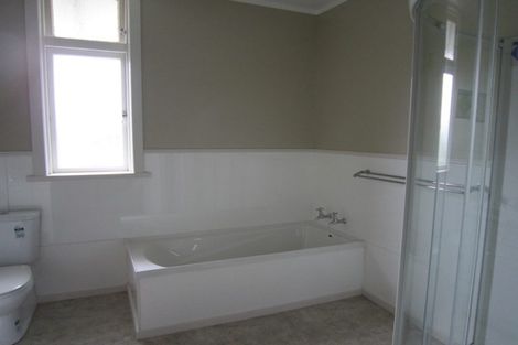 Photo of property in 177 River Road, Hamilton East, Hamilton, 3216