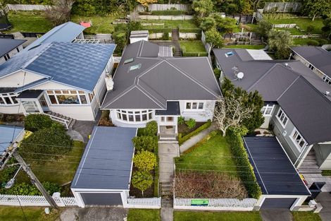 Photo of property in 13 Firth Terrace, Karori, Wellington, 6012